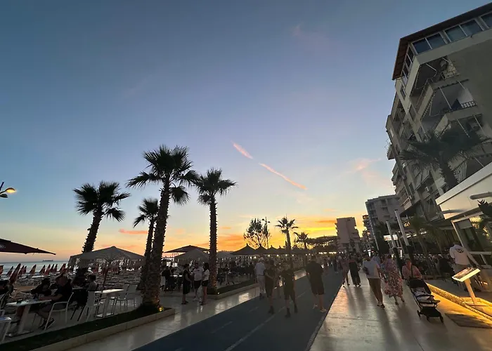 Near-Sea Apartments Bm